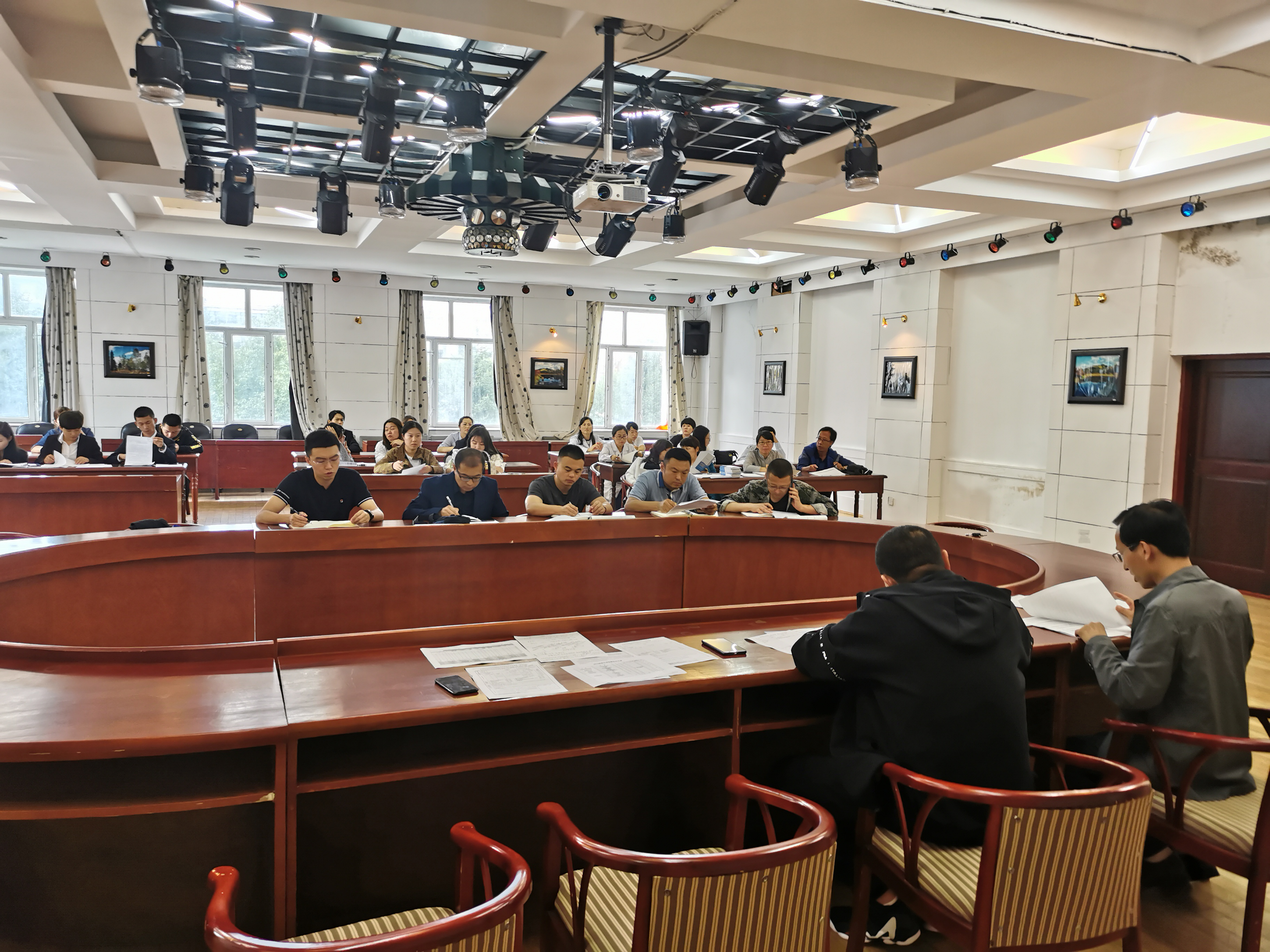 永利集团304官网学生资助管理中心召开2019年秋季学期推进学生资助工作大会