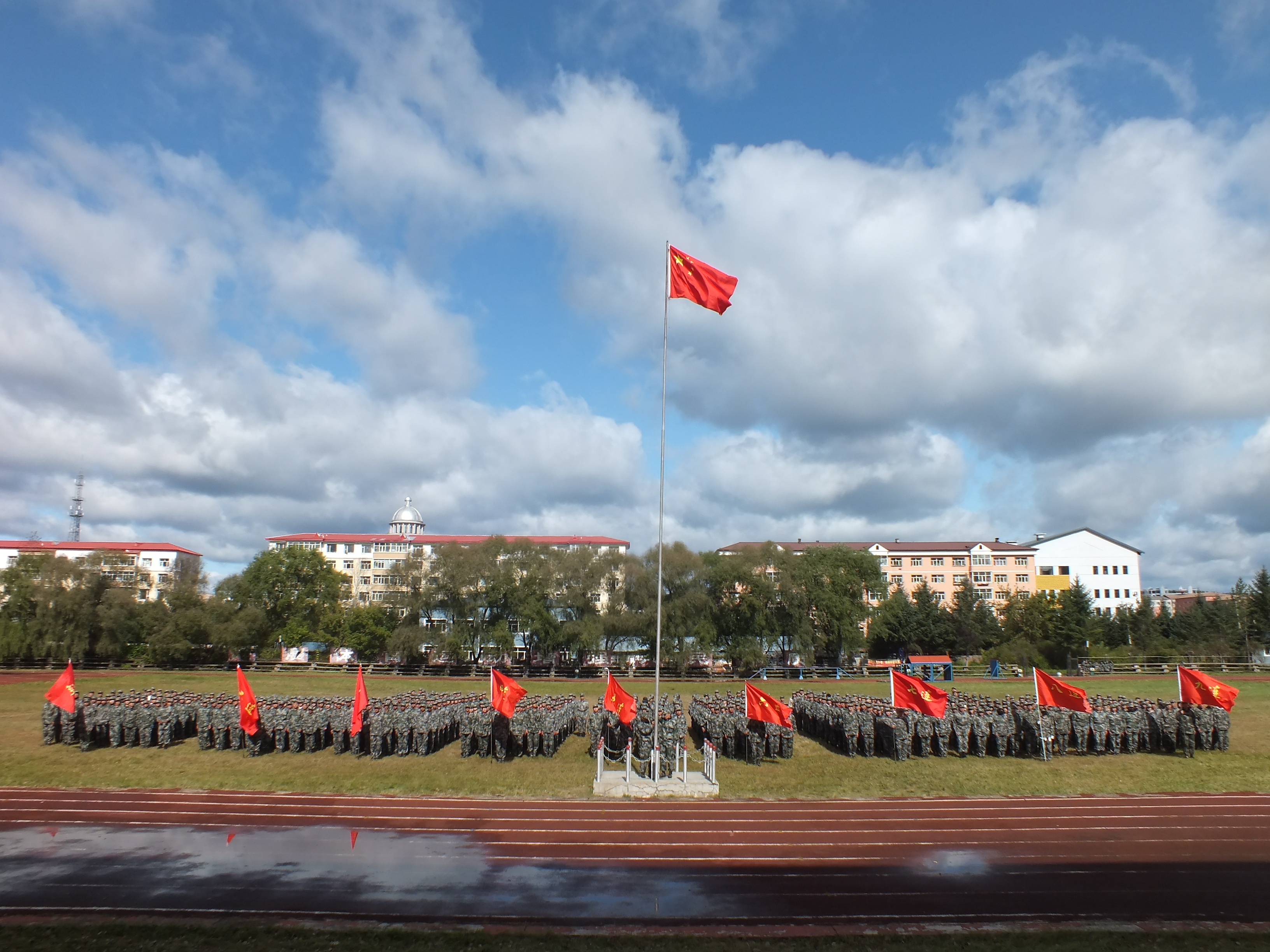 永利举行纪念“九一八”事变88周年升旗仪式