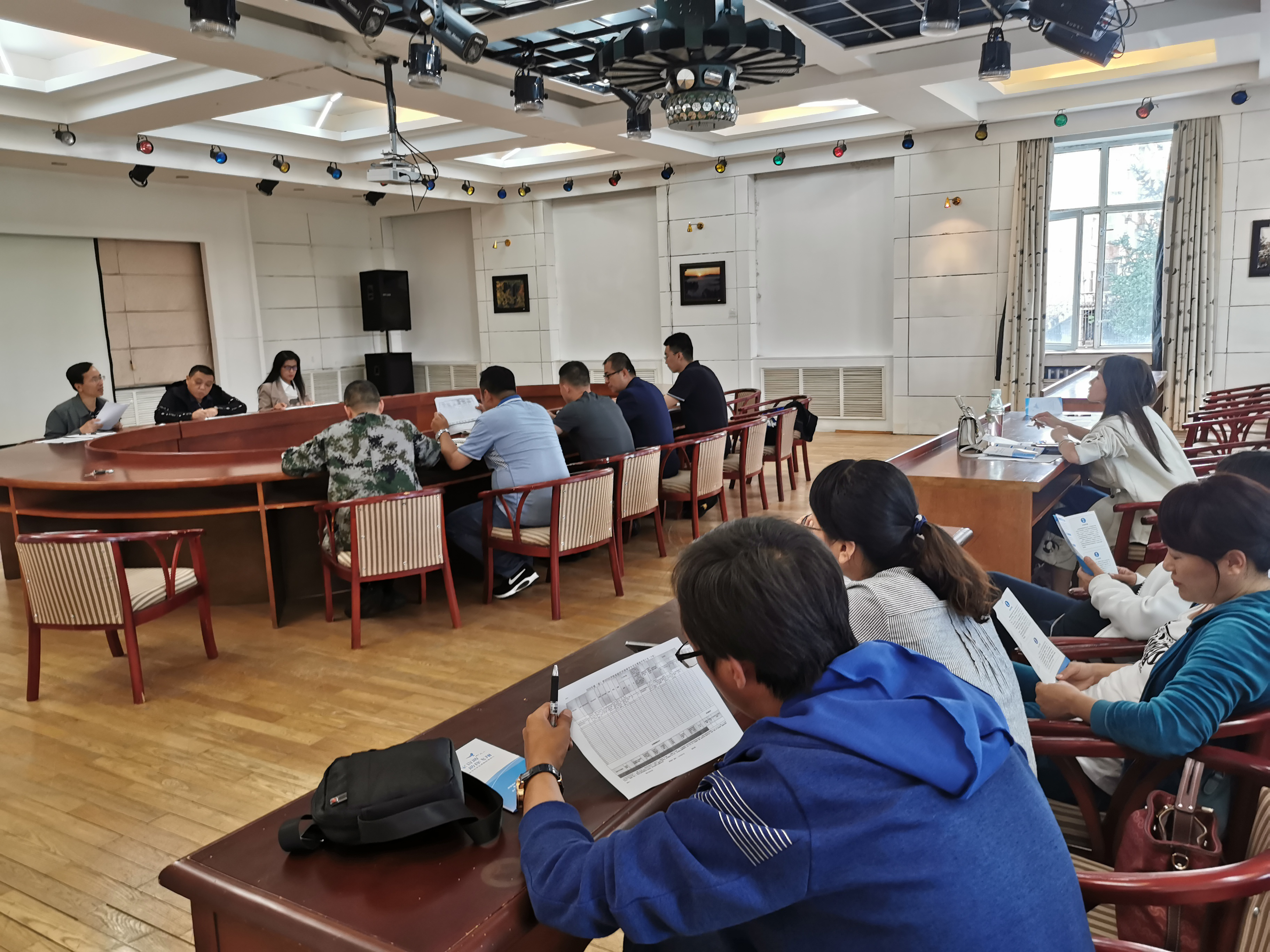 永利集团304官网学生资助管理中心召开2019年秋季学期推进学生资助工作大会