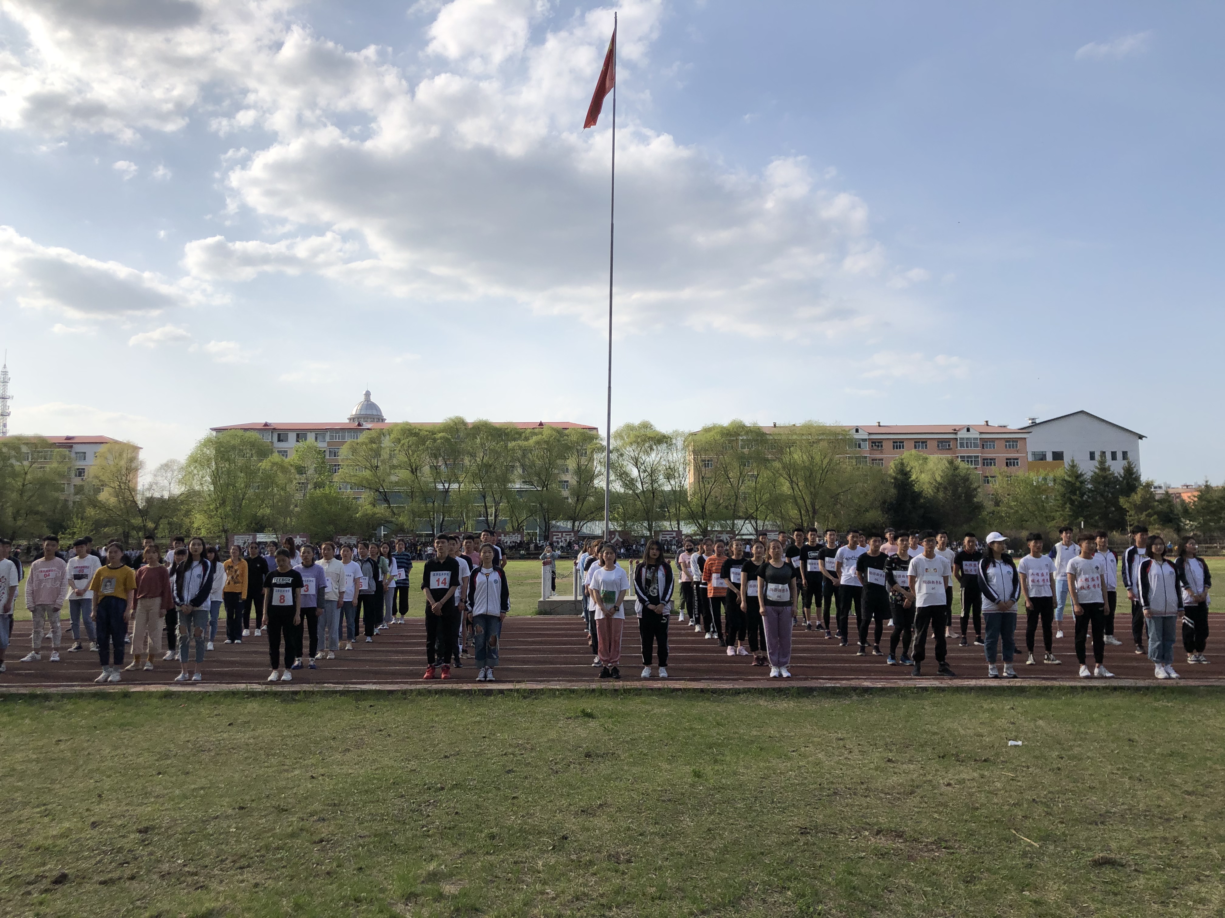 永利集团304官网举办2019年学生迎春场地接力比赛