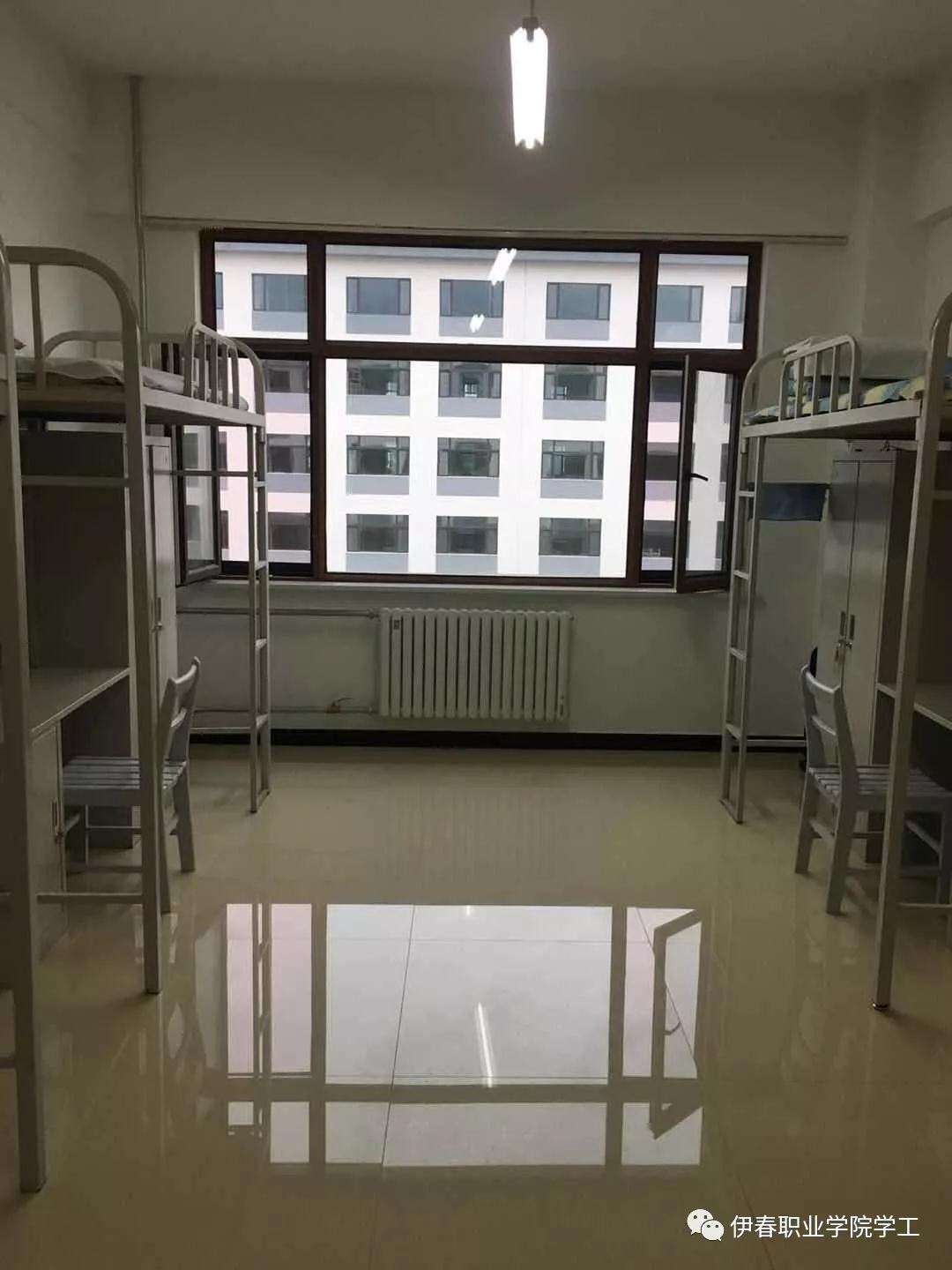 永利顺利完成第四学生公寓调整搬迁任务