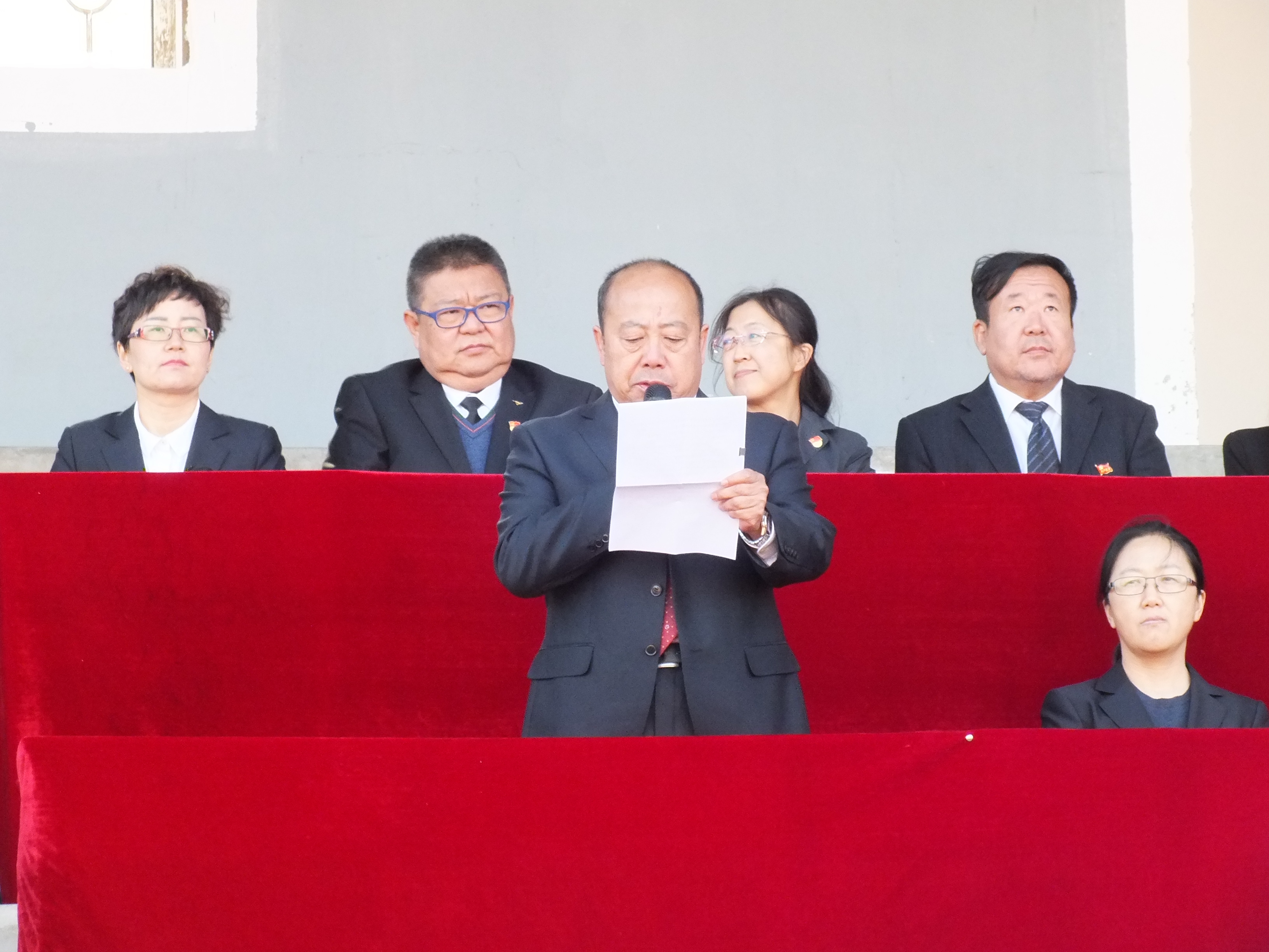 永利举行2019级新生军训总结表彰大会