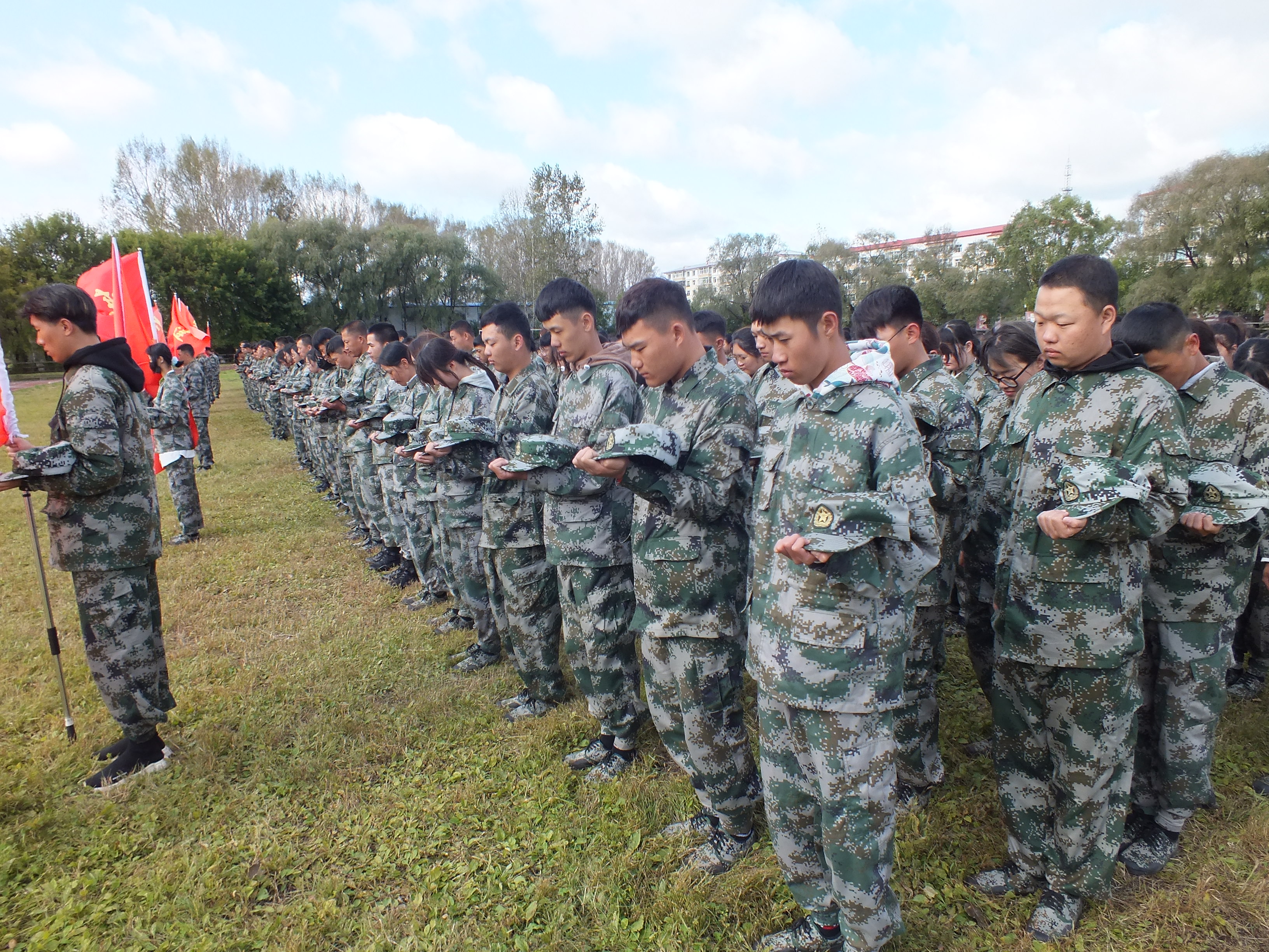 永利举行纪念“九一八”事变88周年升旗仪式